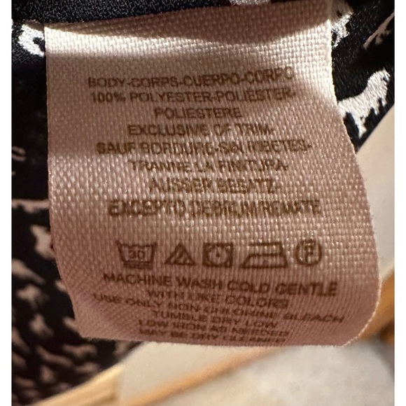 Free People Women’s Collared Horse Print Blouse Size Medium‎ - Picture 5 of 8